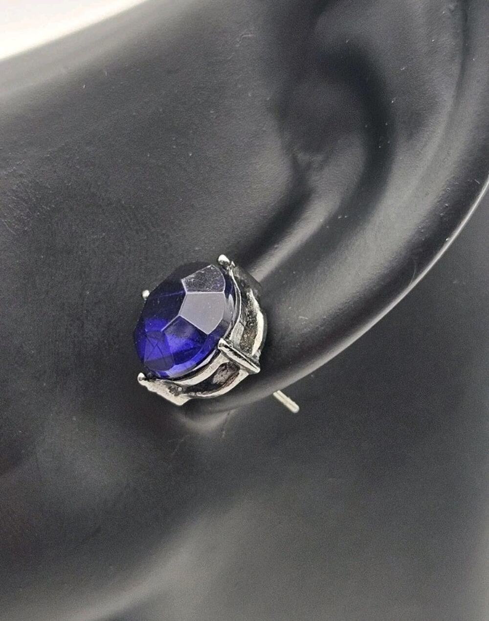 Dark Blue Rhinestone Stud Earrings Silver Tone Round Crystal Costume Jewelry